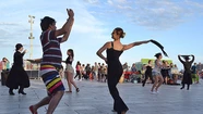 Famitang Show, más de dos décadas de baile en la Rambla