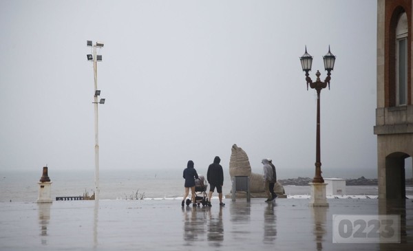 Lluvias vuelven a MDP: ¿salís con paraguas o flotador?