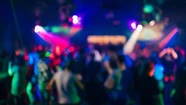 Quequén: la expusieron a trabajar con covid-19 y les clausuraron el resto-bar