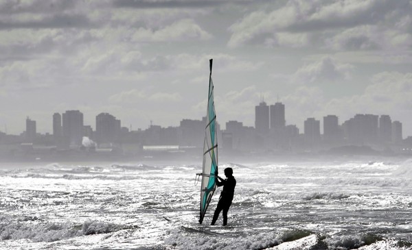 Destino Imperdible para Amantes de los Deportes Acuáticos: Mar del Plata