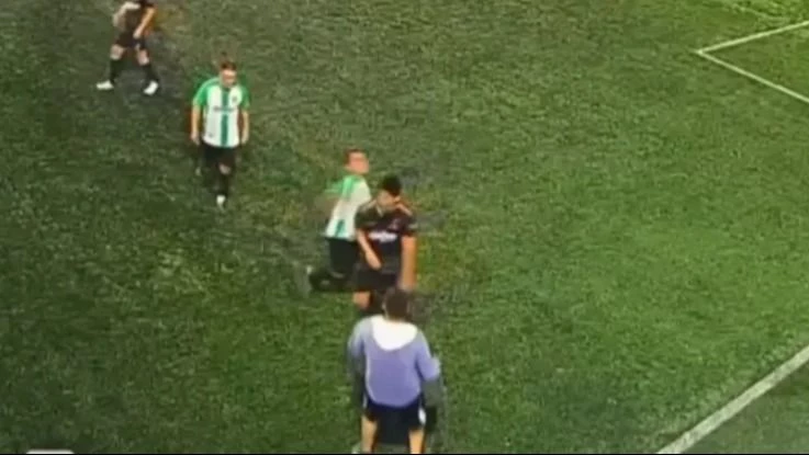 Brutal agresión en un partido de fútbol amateur terminó con una grave lesión y una operación millonaria