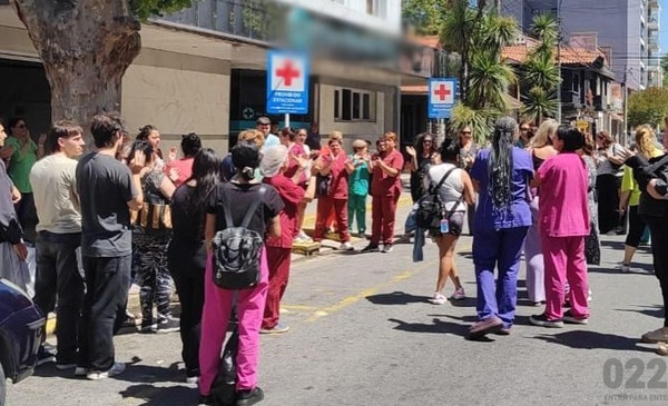 La clínica paga aguinaldos tras paro de cinco días