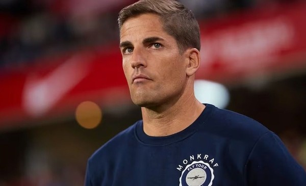 Despedido por usar la IA: el insólito escándalo que sacude al fútbol ruso y recorre el mundo thumbnail