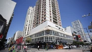 Pasaron 280 días y la pileta Lafayette sigue clausurada: "La dejaron abandonada"