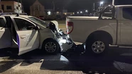 Perdió el control del auto y embistió a una camioneta en ruta 11