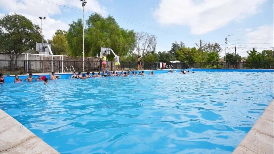 Tragedia en una escuela de verano: murió ahogado un nene de 5 años