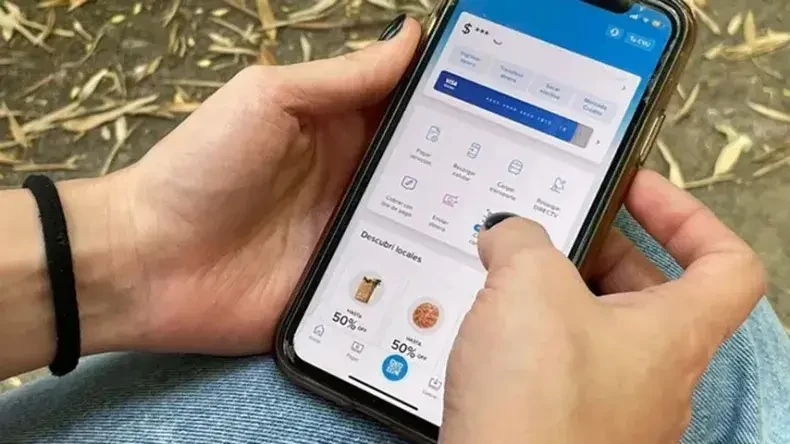 Prode y apuestas: Mercado Pago recibe advertencia por su posibles juegos ilegales en el Mundial
