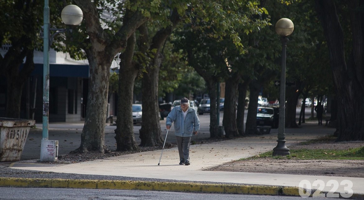 Mar del Plata es la ciudad del interior bonaerense con más personas centenarias