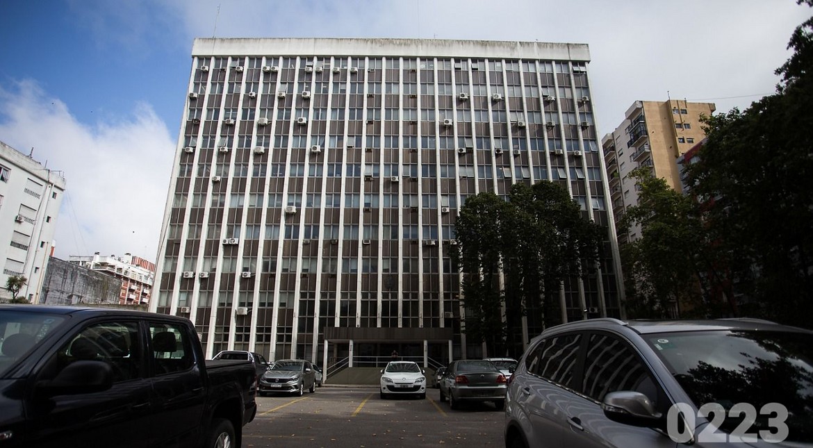 Hizo tareas de inteligencia y fue “campana” en un violento robo: lo condenaron