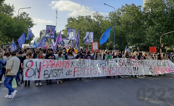 Lucha y masiva movilización en Mar del Plata por el Día de la Mujer | 0223