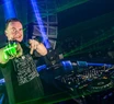 El DJ Nick Warren canceló su show en Mr Jones: “Mis condolencias a la familia de León”