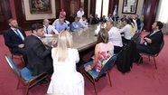 Kicillof y sus ministros analizan las consecuencias del apagón.