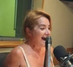 "En tarlipes": Nancy Pazos se desnudó por la ola de calor en su programa de radio