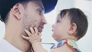El tierno álbum de fotos retro del Dibu con sus hijos y su esposa