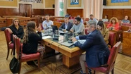 Integrantes de la cátedra de Costos de la Facultad de Ciencias Económicas expusieron en el Concejo Deliberante. Foto: Prensa HCD.
