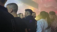 Video: engancharon a Cami Homs a los besos con un exjugador de la Selección 