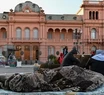 Murió una beba de tres meses en la puerta de la Casa Rosada que vivía en la calle con su familia