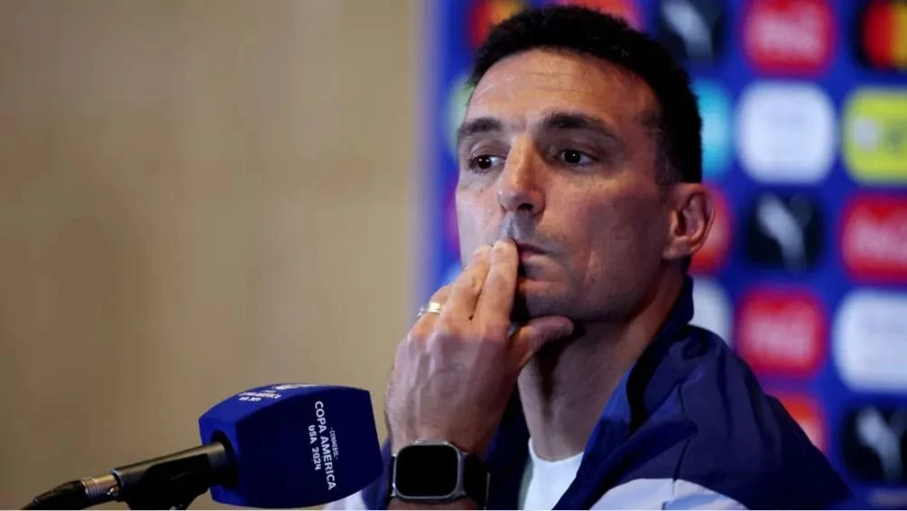 Más malas noticias para Scaloni: la estrella de la Selección que no estará con Uruguay 