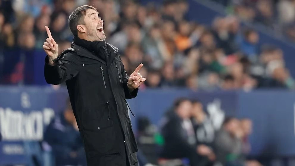 Coudet se despidió de Alaves y mañana asume en River: cómo será su cuerpo técnico