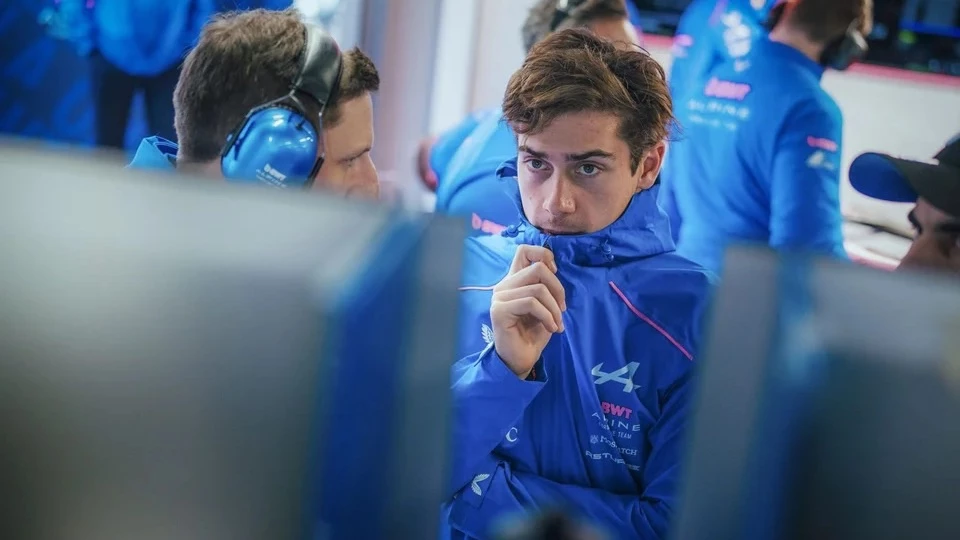 Colapinto clasificó 16° en la primera fecha de la temporada 