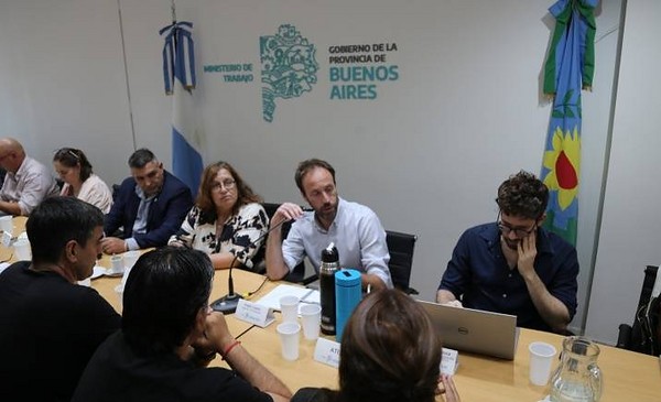 Cómo quedan los sueldos de estatales y docentes con el acuerdo ...