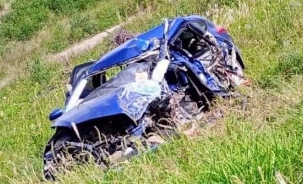Escena de terror: una familia entera murió en un brutal choque frontal ...