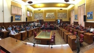 Presupuesto y aumento de tasas: la sesión arranca con siete horas de demora
