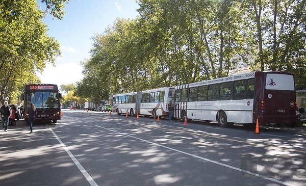 Nuevo aviso: la UTA amenaza con un paro de colectivos en todo el país ...