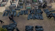 Ucrania encuentra más de 900 civiles muertos en la región de Kiev