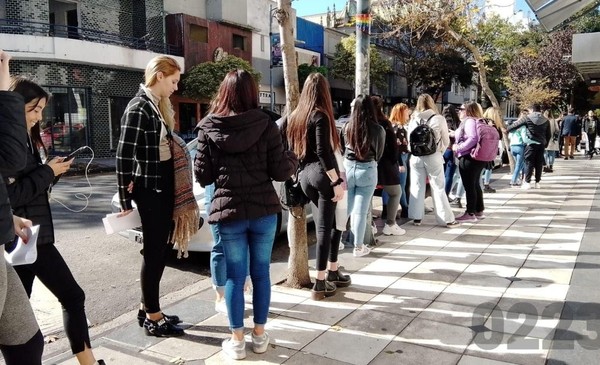 Encuesta: cada vez más marplatenses se consideran afectados por la suba de la pobreza y las crisis de educación y salud