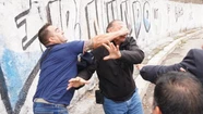 Compañeros del colectivero asesinado golpearon a Berni y le arrojaron piedras