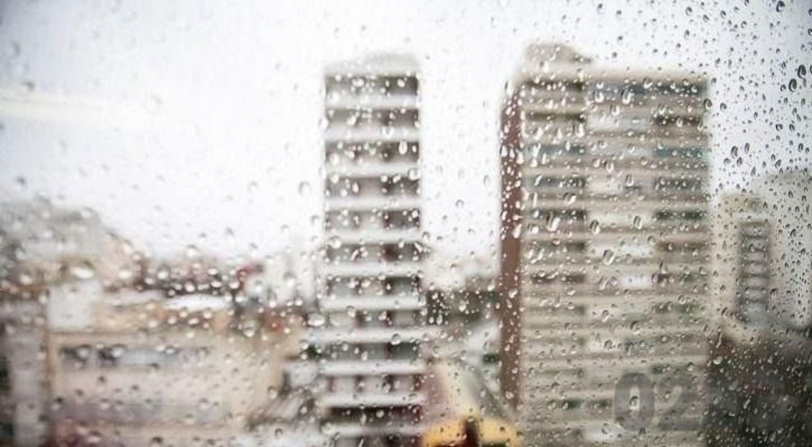 Chaparrones, tormentas y lluvias: después de un jueves récord, el agua se viene con todo en Mar del Plata