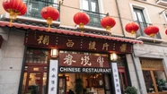 Pudo ser otra pandemia: clausuraron un restaurante de comida china que servía palomas que cazaban en la calle Pudo ser otra pandemia: clausuraron un restaurante de comida china que servía palomas que cazaban en la calle