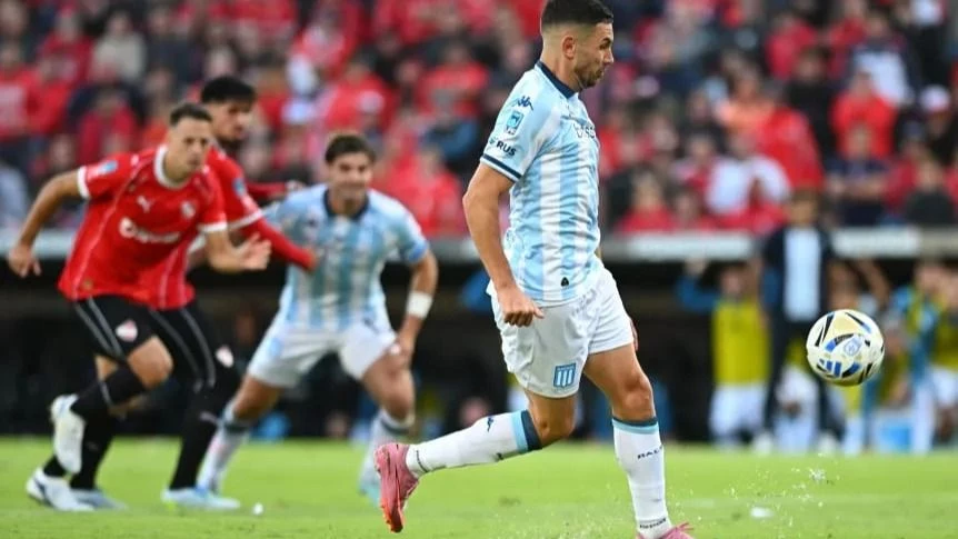 La curiosa frase que eligió "Maravilla" Martínez tras ser apuntado por la derrota en el clásico: "Mensajero de Satanás