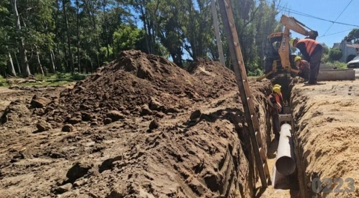 Con críticas de la oposición, el Concejo aprobó el plan para que vecinos financien obras de agua y cloacas