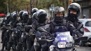 Con profundo dolor, compañeros y familiares despidieron al policía Diego Rozales