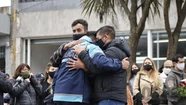 El hombre que mató al policía dijo que oyó disparos dentro de su casa y respondió: el fiscal pidió la detención