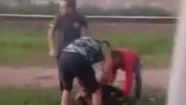 Video: atacó a una docente para robarle, lo atraparon los vecinos y en 24 horas quedó libre