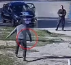 Video: usan por primera vez un arma no letal para reducir a un sospechoso con un cuchillo