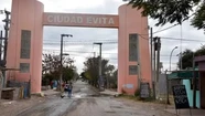 Tragedia: le dio la mamadera a su hijo, se acostó a dormir y lo encontró muerto