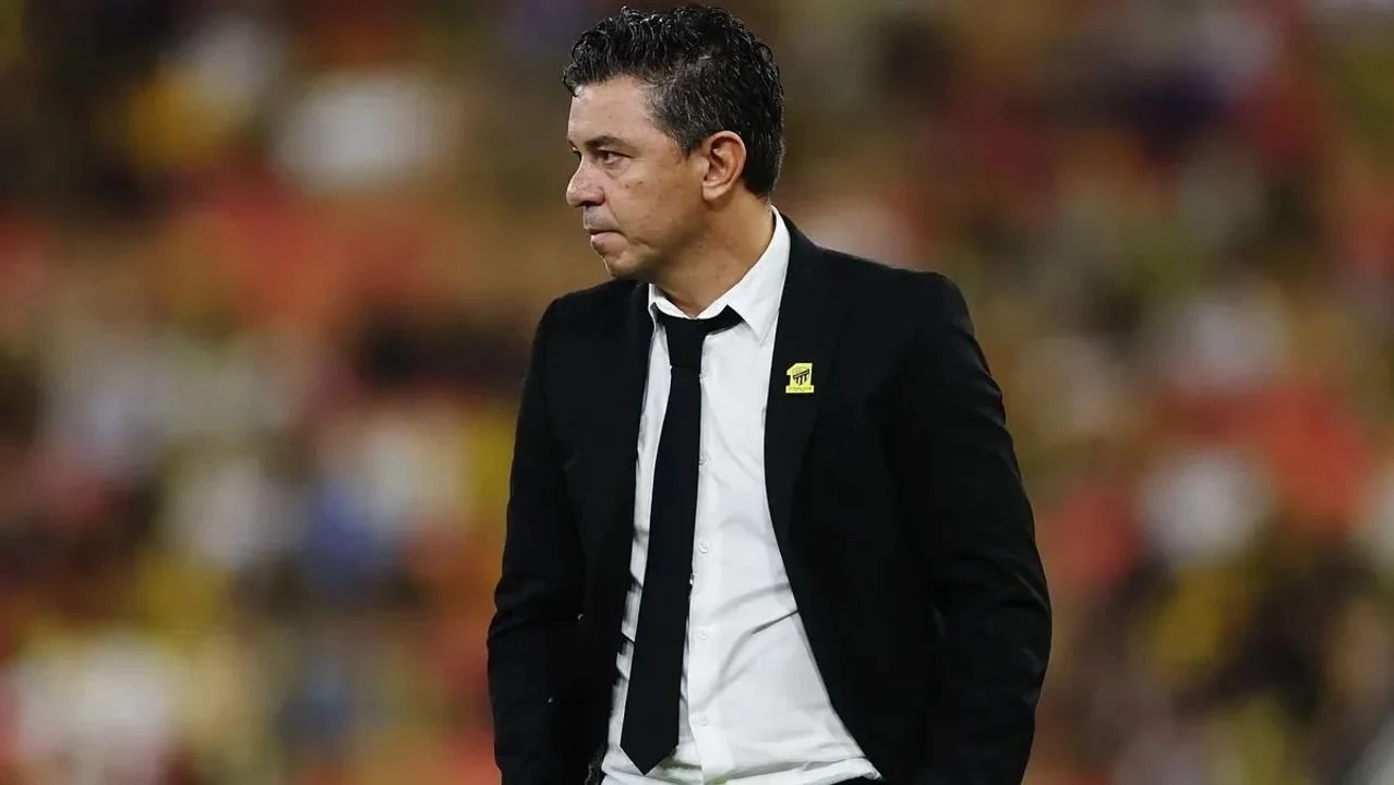Al Ittihad de Arabia Saudita despidió a Marcelo Gallardo.