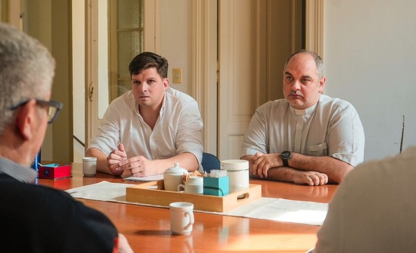 Adolescentes y Juego: Cheppi y Jurec Unidos para Prevenir la Adicción en Mar del Plata