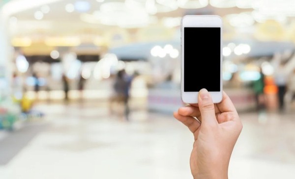 ¡Increíble! El Gobierno eliminó impuestos a la tecnología y un iPhone se vendió a precio de locura