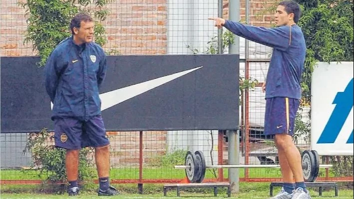 Son decisiones: Boca le "saca" el DT a un semifinalista del Apertura