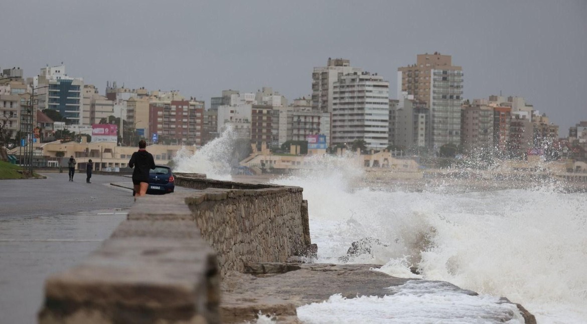 Sigue el frío y se suman las lluvias: el pronóstico de este martes en Mar del Plata
