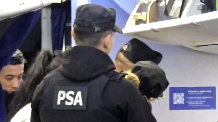 ¿Cuál es la multa por tener sexo en un avión?