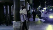 Violó el aislamiento para visitar a su novia, lo procesaron y ahora protagoniza un tema musical