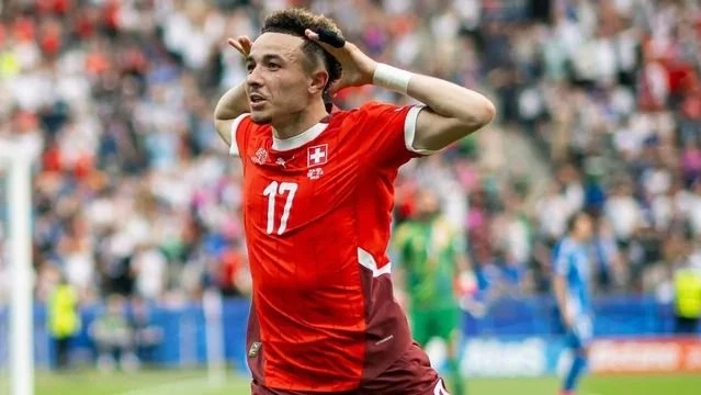 Suiza se aprovechó de una pobre Italia y se metió en cuartos 