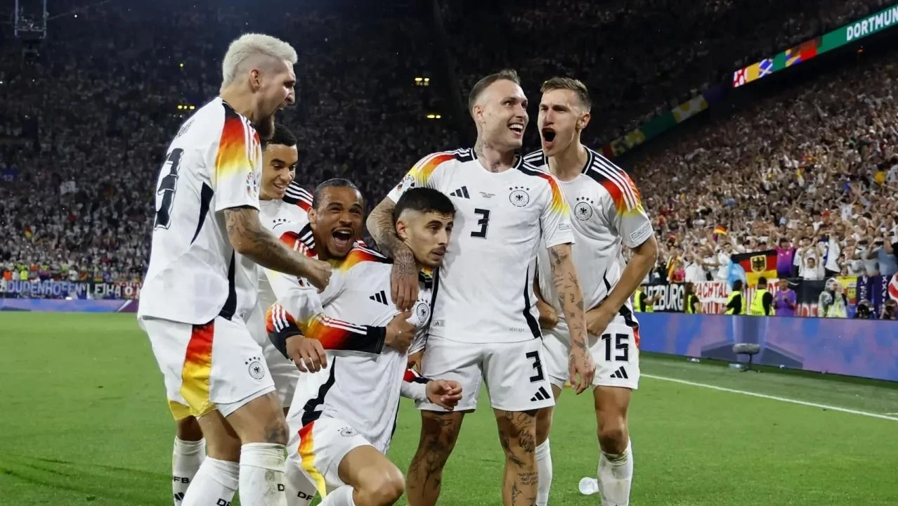 Alemania aprovechó su momento y dejó en el camino a Dinamarca