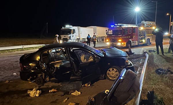 Tragedia en la ruta 226: despistó un auto y murió una joven | 0223